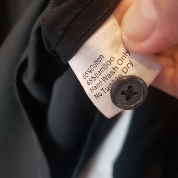 CAMIXA BY CELINA DI PISA Bamboo Blend Button Down Blouse Black Medium - Picture 6 of 7